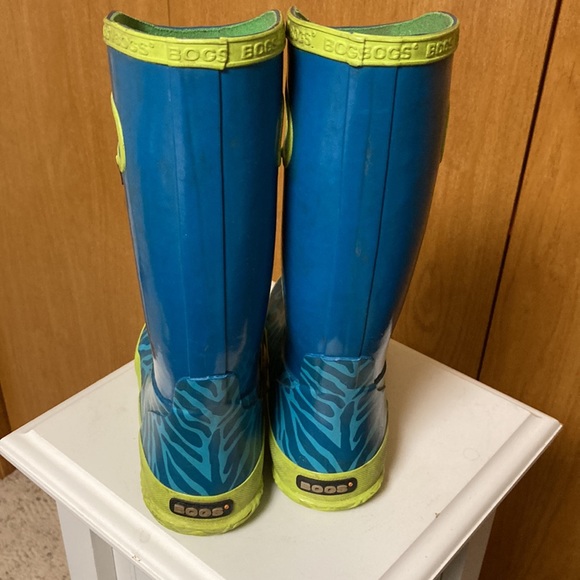 Bogs Zebra Print Waterproof Girl’s Rainboots - Picture 3 of 14